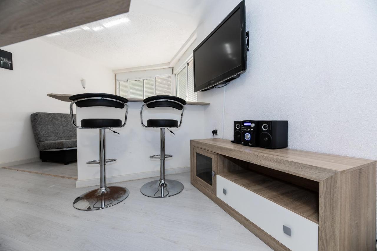 Bright Studio With The Seaview And Swimming Pool Daire La Manga del Mar Menor Dış mekan fotoğraf